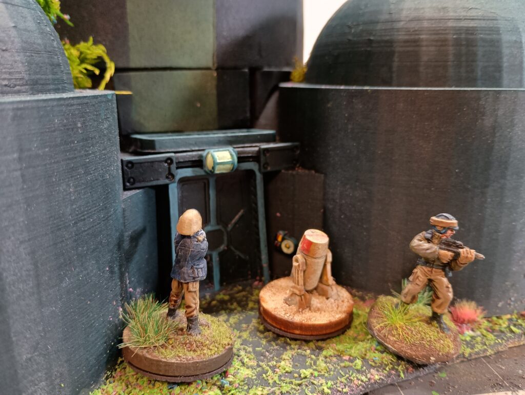 Star Wars rebels try to gain access to a secured tower. Miniatures by West End Games.